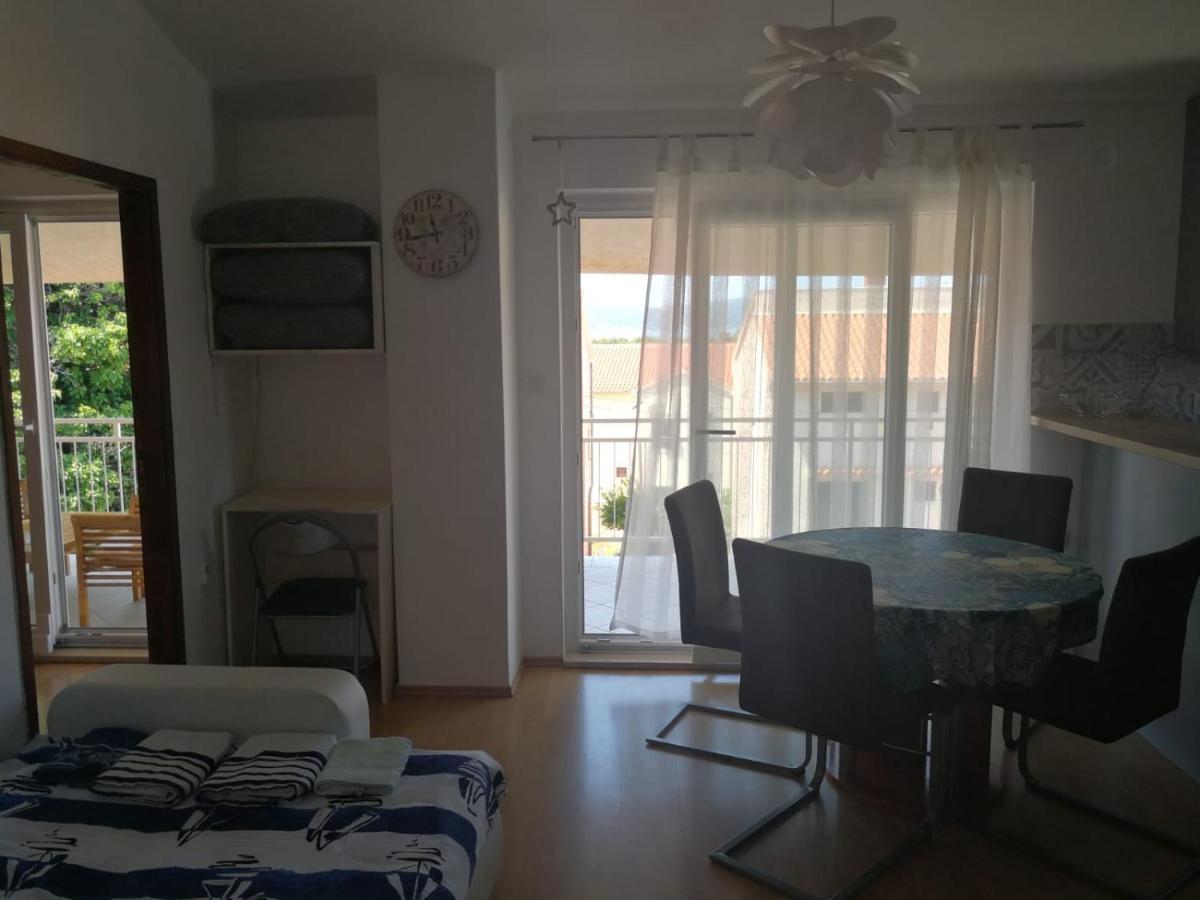Apartmani Nea Biograd Na Moru Exterior photo