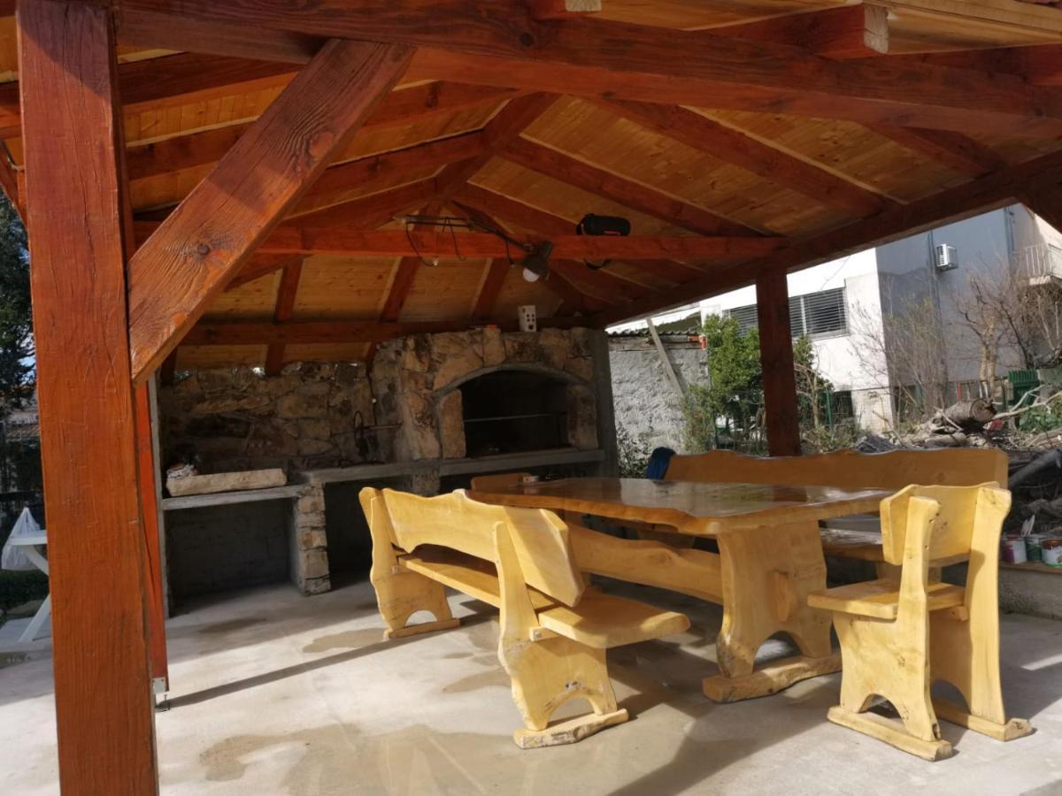 Apartmani Nea Biograd Na Moru Exterior photo