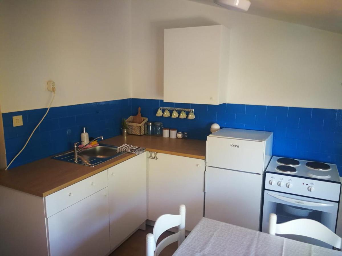 Apartmani Nea Biograd Na Moru Exterior photo